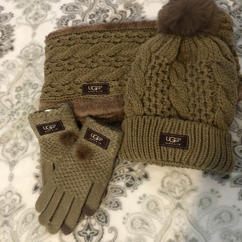 Ugg infinity scarf and hat and gloves